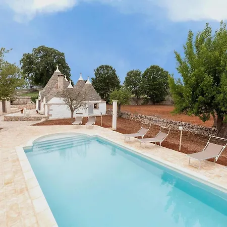 Vakantiehuis Stone House With Underground Pool For 6 *