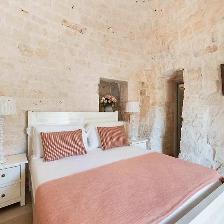 Stone House With Underground Pool For 6 Vakantiehuis